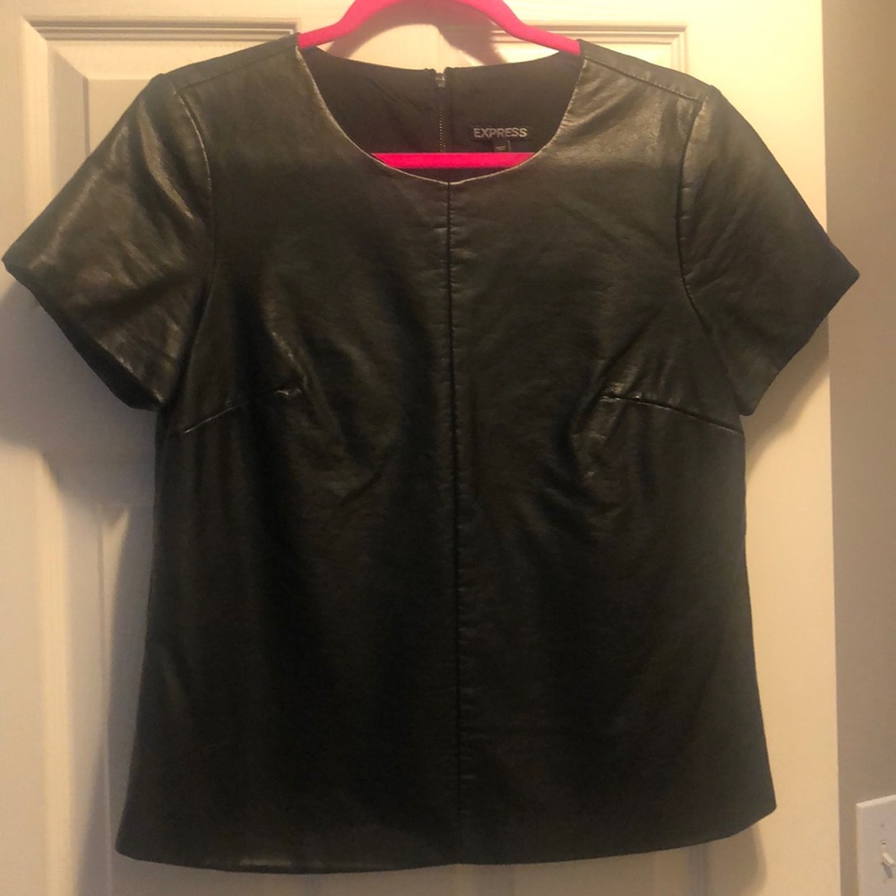 Express - Short Sleeve Leather Zipback top